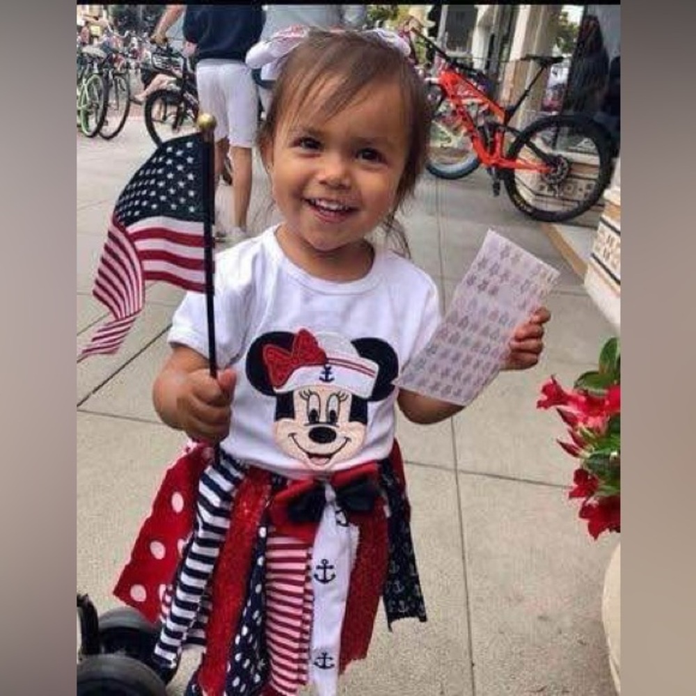 Minnie Mouse Patriotic Toddler Outfit-WORN ONCE